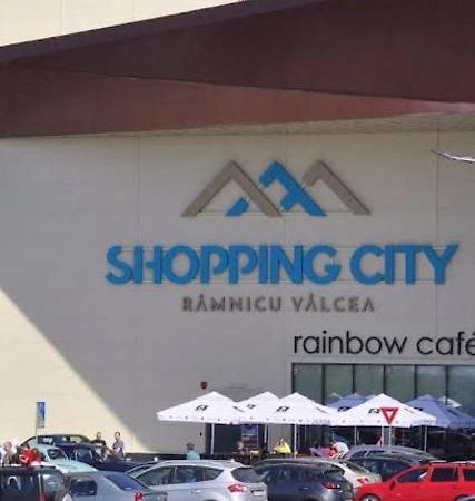 Shopping Cyti Cu 5 Διαμέρισμα Râmnicu Vâlcea Εξωτερικό φωτογραφία