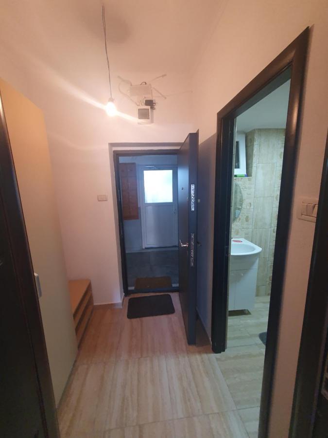 Shopping Cyti Cu 5 Διαμέρισμα Râmnicu Vâlcea Εξωτερικό φωτογραφία