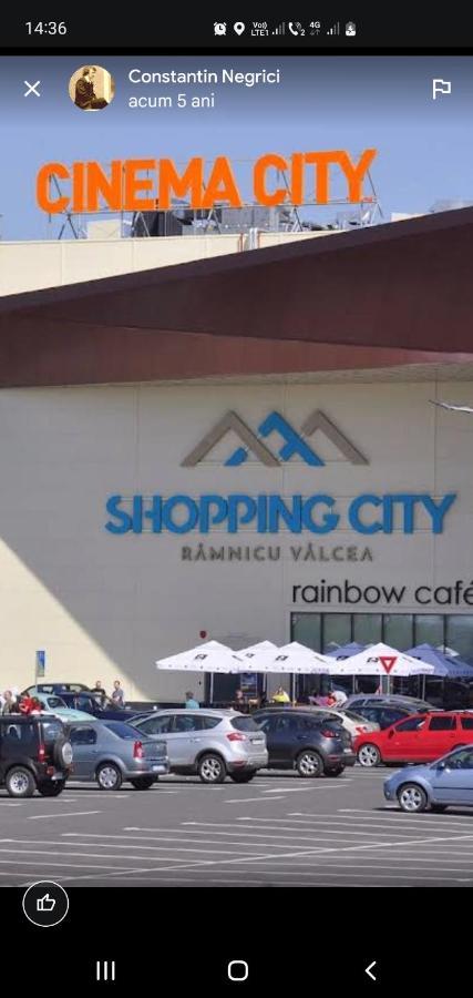 Shopping Cyti Cu 5 Διαμέρισμα Râmnicu Vâlcea Εξωτερικό φωτογραφία